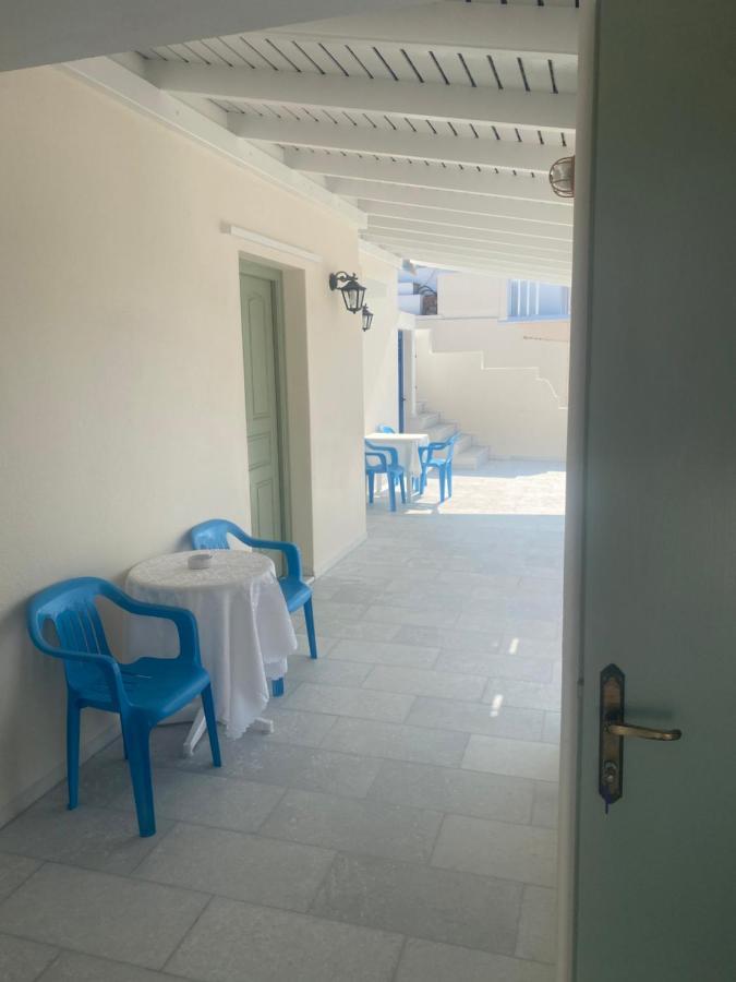 Отель Asiminas Naxos City Экстерьер фото
